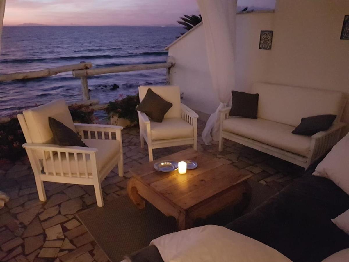 Al Chiaro Di Luna Resort Borgo Pantano Екстер'єр фото