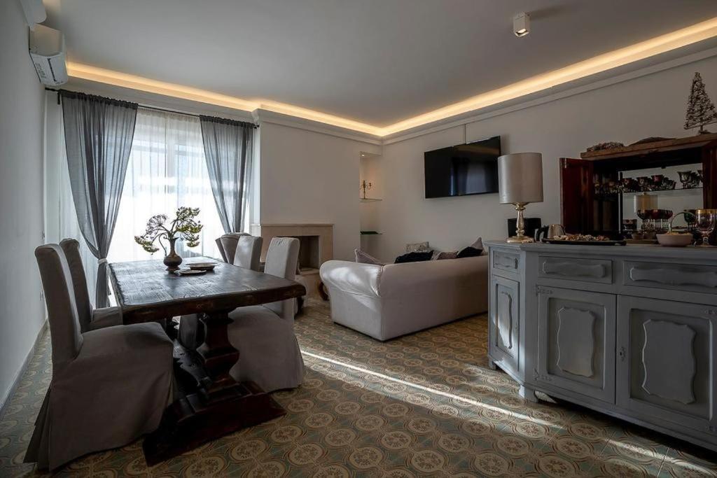 Al Chiaro Di Luna Resort Borgo Pantano Екстер'єр фото