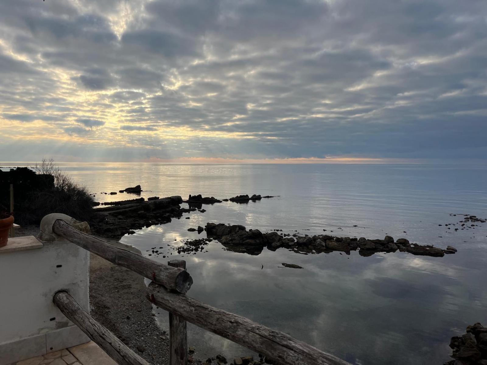 Al Chiaro Di Luna Resort Borgo Pantano Екстер'єр фото